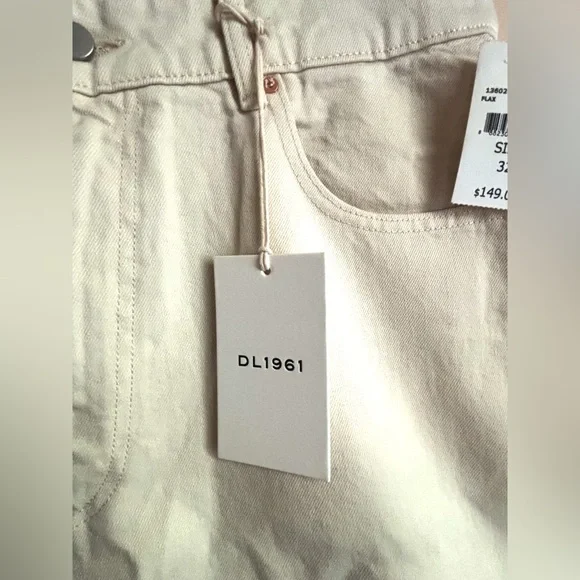 DL1961 Ultra High Rise Taylor Shorts Flax (Vintage) 32 NWT - Picture 13 of 13